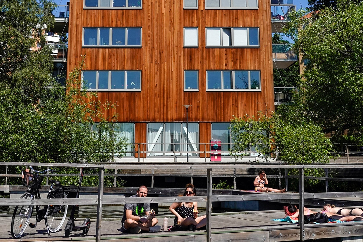 Das achtstöckige Wohnhaus »Strandparken« in Stockholm