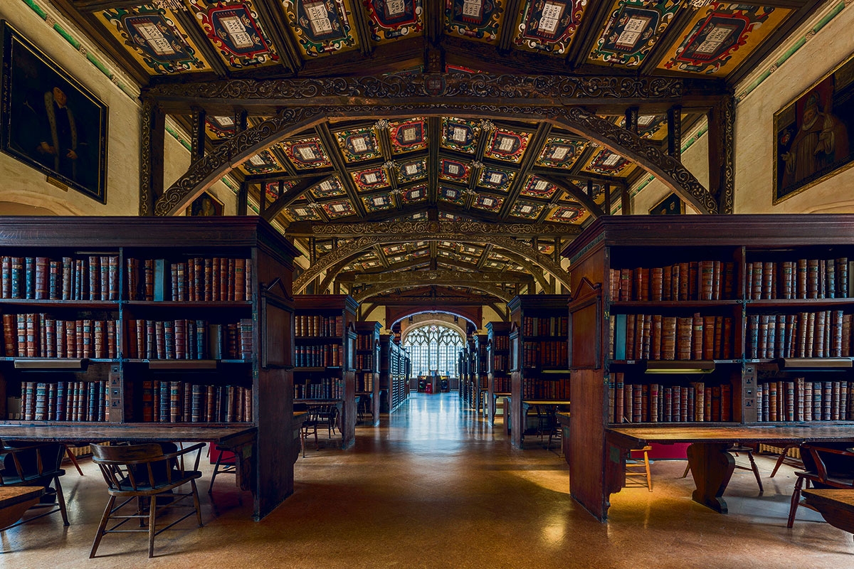 Der Lesesaal in der Bodleian Library, der Hauptbiblitohek der University of Oxford