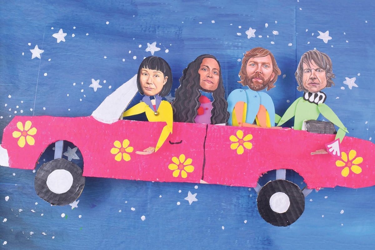 Collage: die Band Deerhoof sitzt in einem Auto und schweben am Himmel
