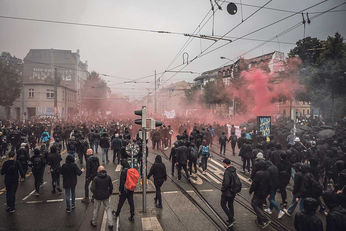 Solidaritätsdemo »Wir sind alle Antifaschist:innen« im September 2021 in Leipzig-Connewitz