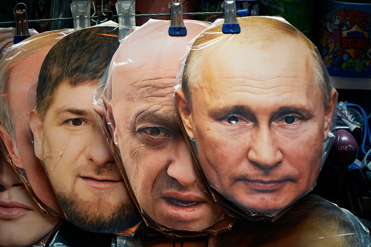 Putin und seine Warlords Prigoschin und Kadyrow (v.r.)
