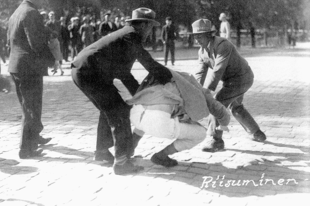 Lapua-Faschisten schlagen den Kommunisten Eino Nieminen am 4. Juni 1930