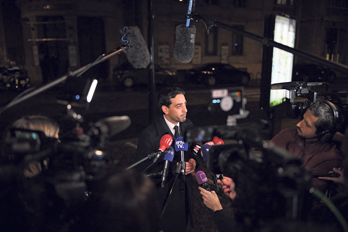 Nach dem Treffen von Saint-Denis. Stéphane Séjourné, Generalsekretär von Macrons Partei Renaissance, hält eine Pressekonferenz ab, 17. Oktober