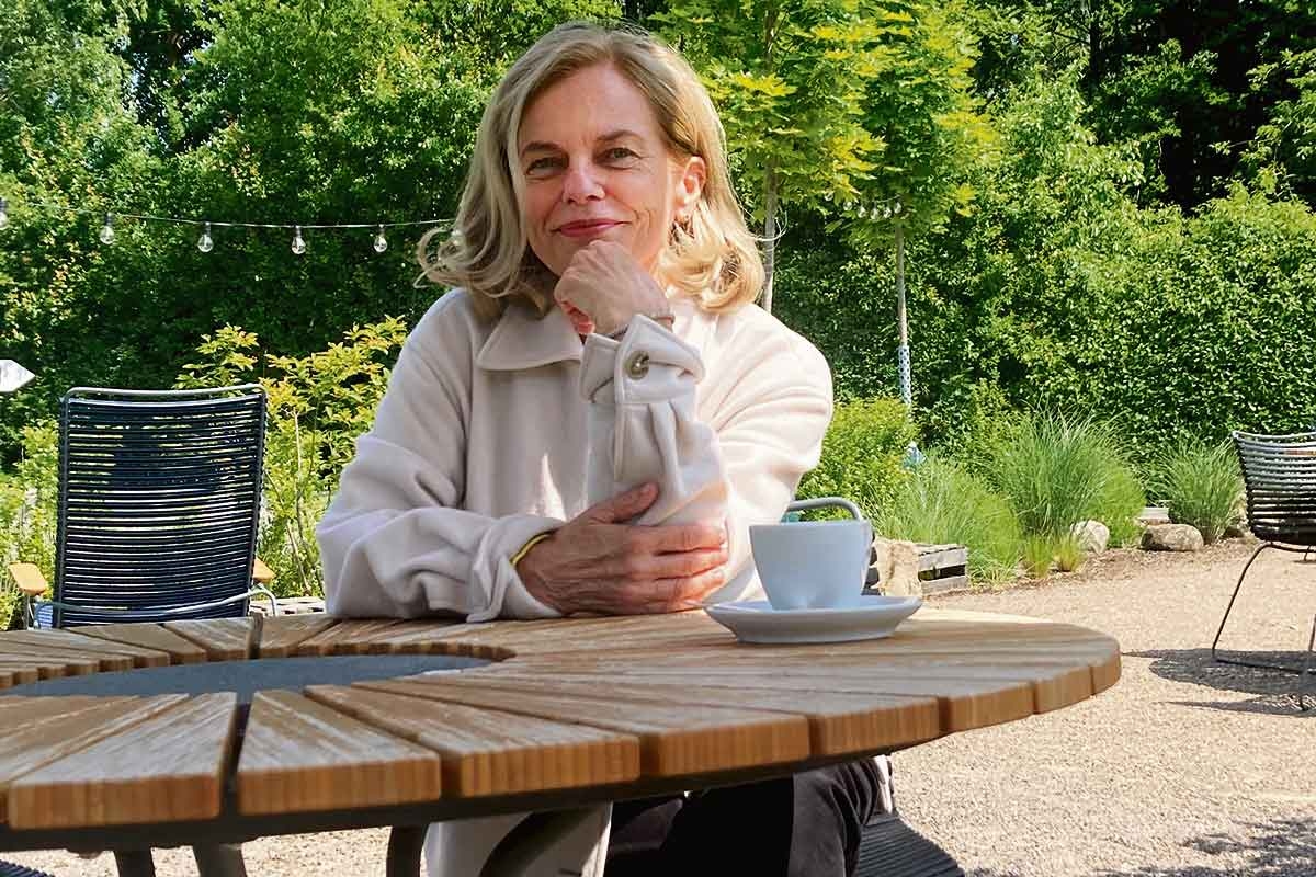 Annette Benjamin während des Interviews in Münster im Mai 2023
