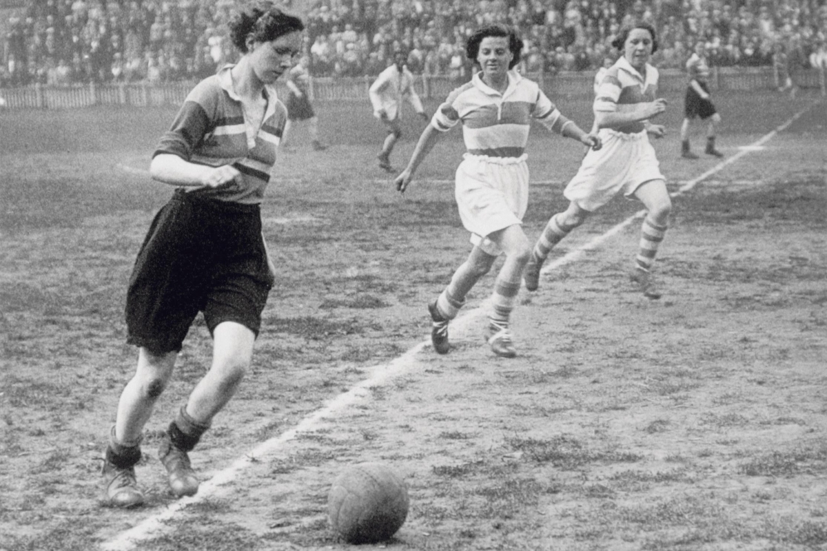 Edinburgh Ladies gegen Paton and Baldwins Ltd FC, Edinburgh Gymnasium, 1937