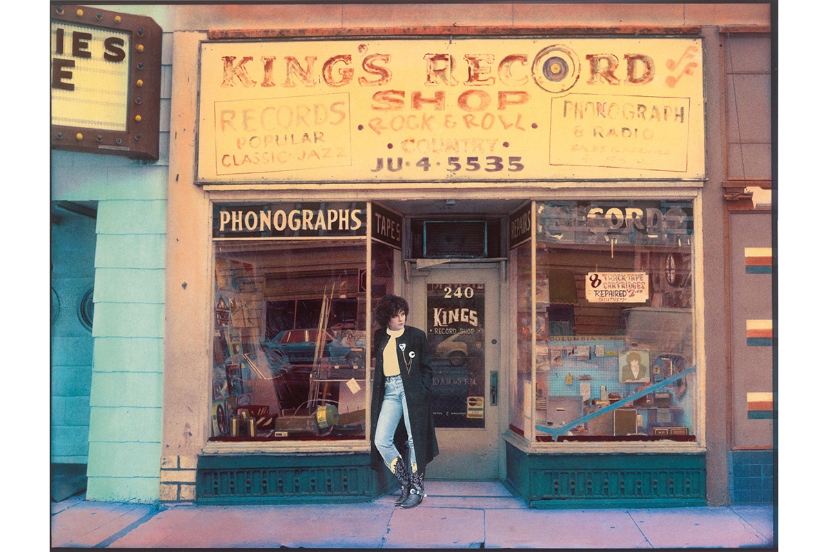 Rosanne Cash auf dem Cover ihres sechsten Albums »King’s Record Shop«, 1987