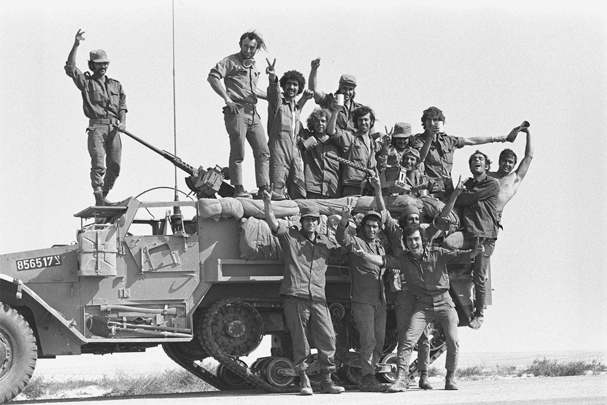 Hoffnung inmitten der Hoffnungslosigkeit. Israelische Soldaten während des Yom-Kippur-Kriegs