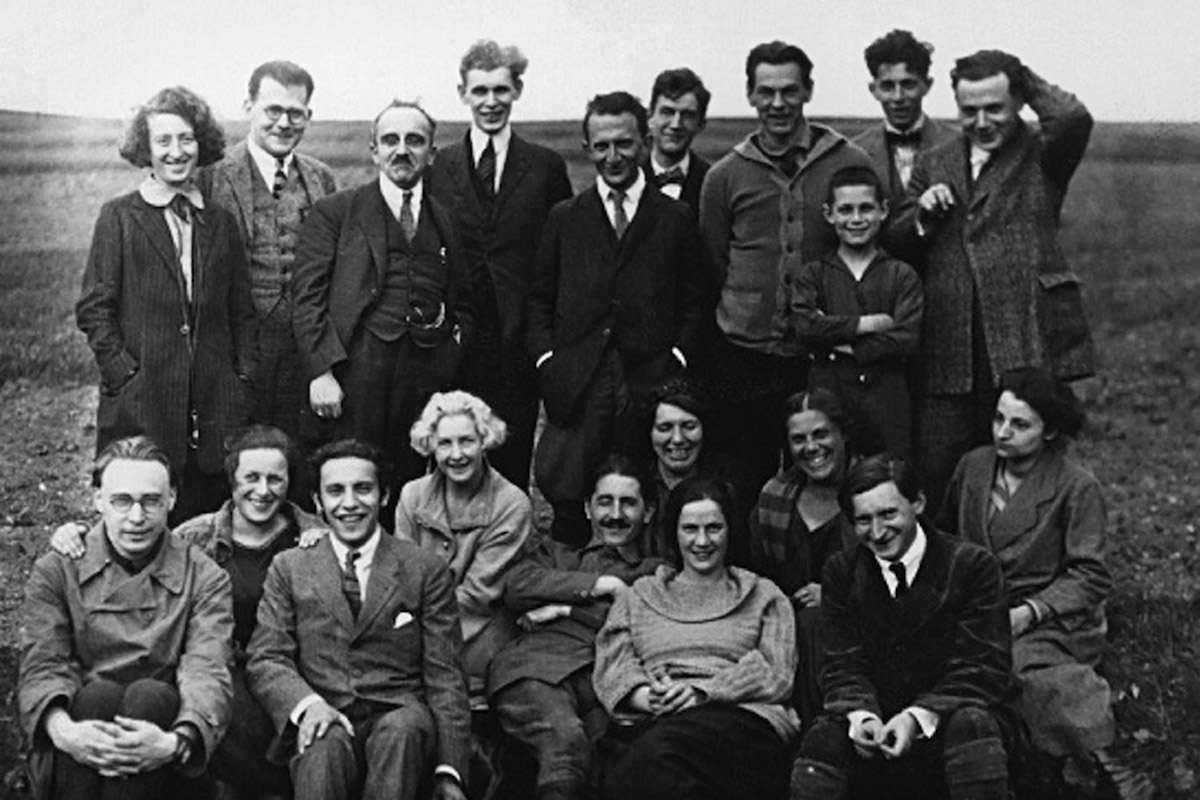 Gruppenphotographie Marxistische Arbeitswoche Geraberg 1923