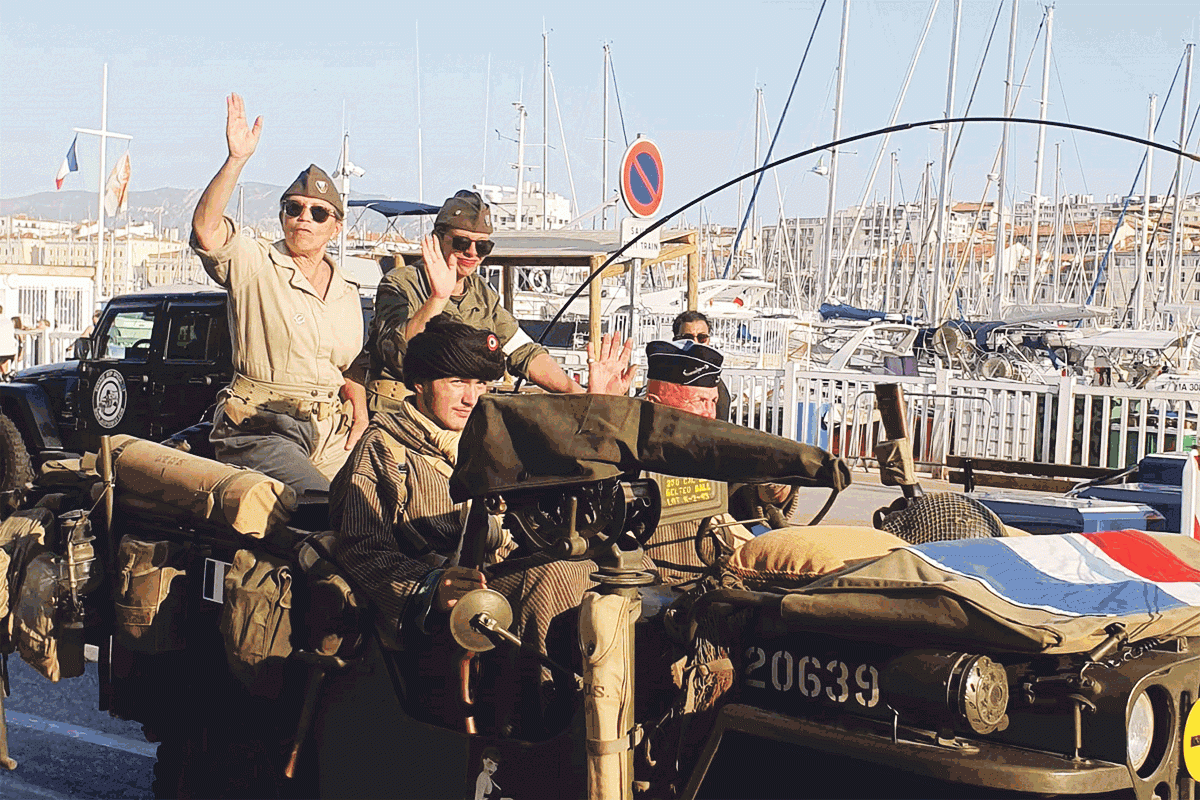 Ein Hoch auf die »Libération«! Historische Militärparade am Alten Hafen von Marseille, 6. Juni