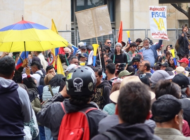 Umzingelter Justizpalast. Proteste in Bogotá wegen der verzögerten Ernennung der Generalstaatsanwältin Camargo im Februar