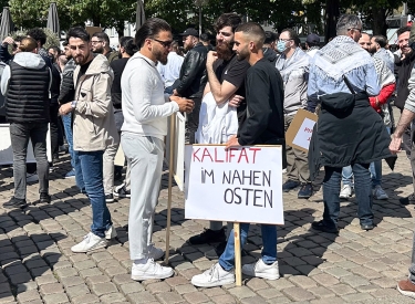 Kalifat statt Zweistaatenlösung. Die Gruppe Generation Islam hatte zu einer  »Pro-Palästina-Demonstration« am 15. Juni in Hannover aufgerufen