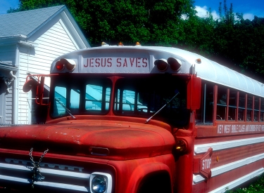 Auf dem Weg zur Erlösung. Schulbus für die Bibelklasse in Key West, Florida