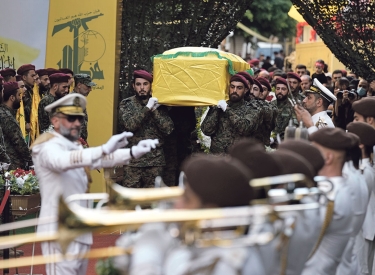 Hizbollah-Heldengedenken. Vergangene Woche gab es mehrere Beerdigungsprozessionen für hochrangige Kommandeure der Hizbollah, hier von Ibrahim Akil in Beirut, 22. September