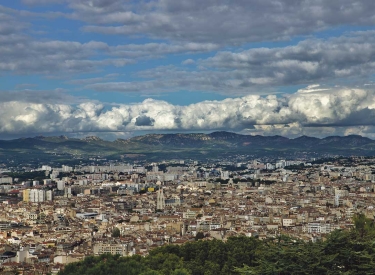 Marseille Wolken