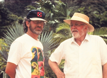 Regisseur Steven Spielberg mit Richard ­Atten­borough 1993 am Set von »Jurassic Park«