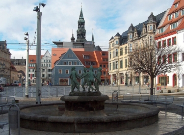 Zwickau Hauptmarkt mit Brunnen