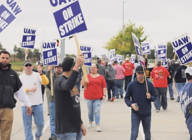 Streikende bei John Deere