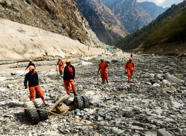Ein Bergrutsch zerstörte im Februar 2021 den indischen Chamoli-Damm im Himalaya